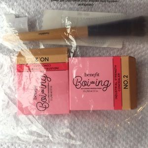 NEW Benefit Boilling Concealer